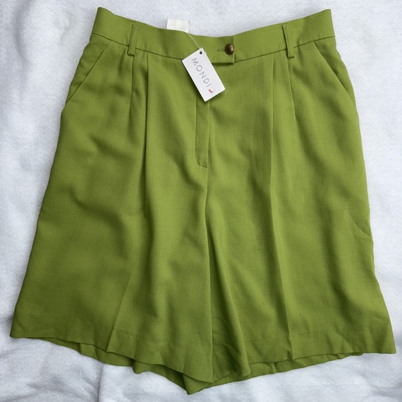 MONDI Pleated Womens Casual Shorts Kelly Green Polyester Size 42 - Picture 1 of 10